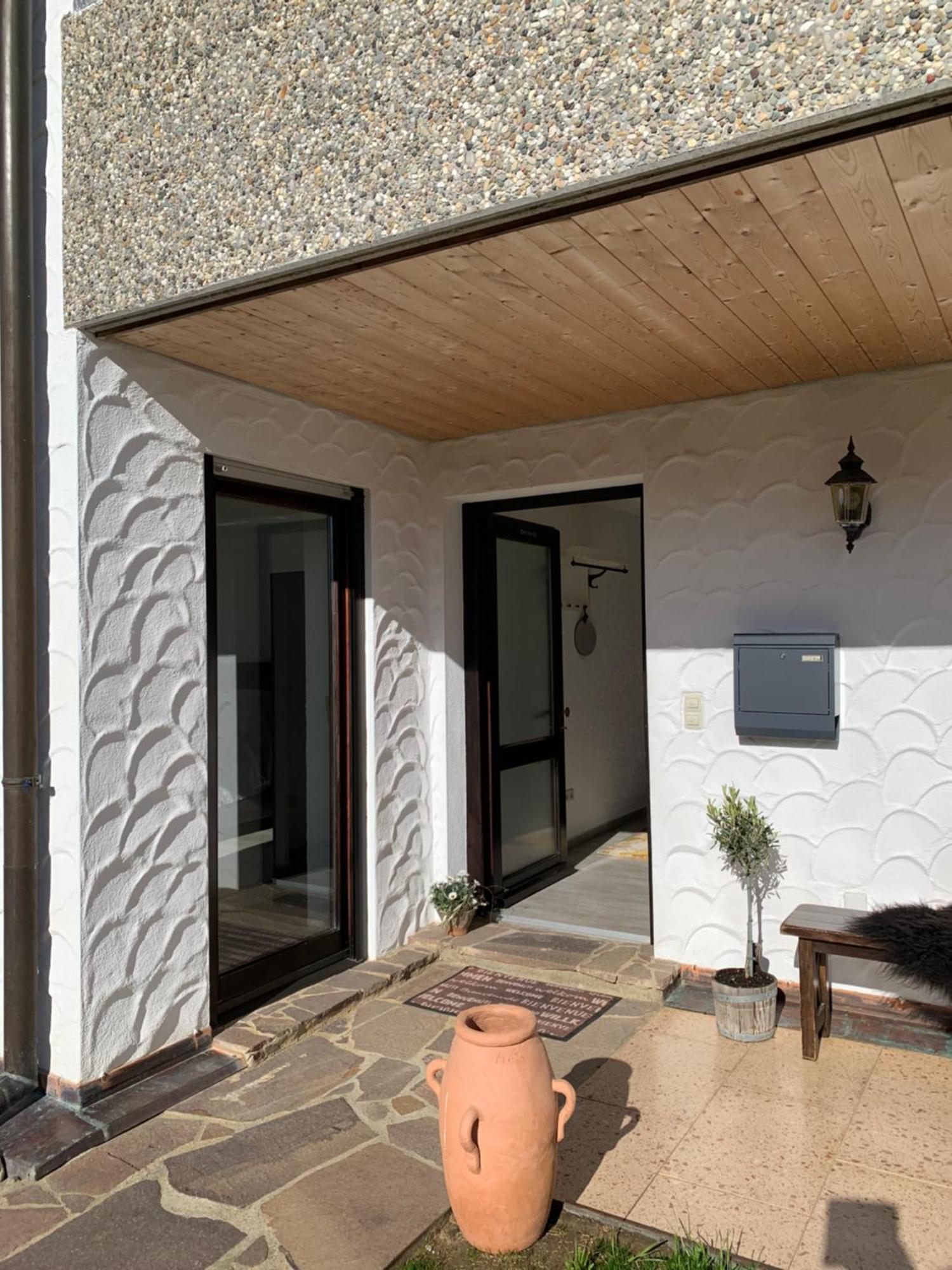 Ruhig, Sonnig Und Etwas Speziell Apartment Hilzingen Bagian luar foto